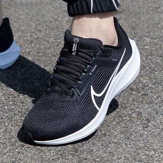 Nike NIKE running shoes men's Pegasus 40 air cushion PEGASUS 40 sports shoes DV3853-001 black and white 40.5