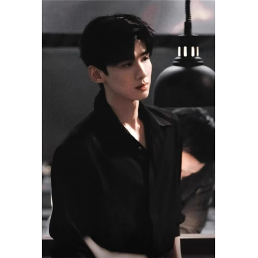 Lipu Bai Jingting Sangyan's Black Shirt Men's Spring and Automne High-Up High-Dend Shirt à manches avec veste de style britannique Cy03 Black [mise à niveau du tissu] 2xl recommandé (135-150Jin [Jin est égal à 0,5 kg]))