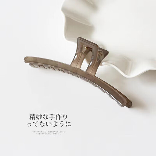 New style, simple and stylish, large, single-line clip, temperament, back of head, jelly color, shark clip, gray