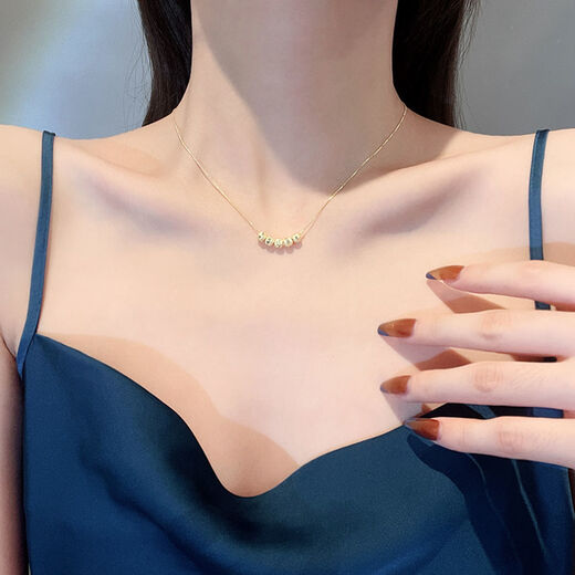 Hongying transfer bead necklace women's niche design high-end accessories five blessings retro light luxury high-end clavicle chain golden small golden bean necklace