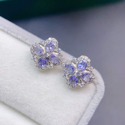 Shilian Japanese and Korean jewelry micro-encrusted natural tanzanite color four-leaf flower small earrings for women's daily versatile silver needles with white gold base