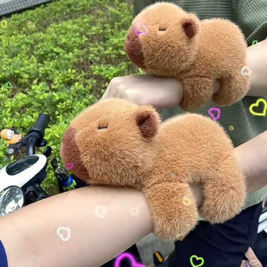 脘铼卡皮巴拉啪啪毛绒水豚玩偶手环公仔毛绒玩具儿童卡通手腕可爱 小乌龟背包一个【无水豚】