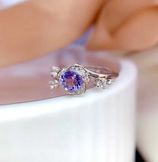 OEMG natural tanzanite ring s925 sterling silver fashionable exquisite fresh flower style 5*5mm exquisite and compact