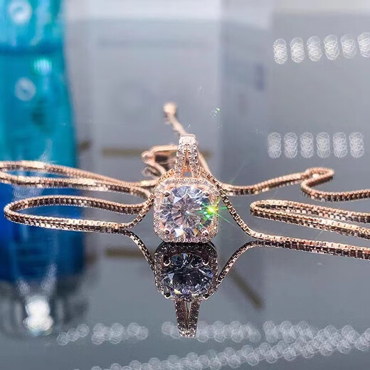 Shiyi PT950 pure platinum inlaid with moissanite imported from the United States, four-claw princess clavicle chain single pendant for women, trendy platinum square 80-cent single pendant