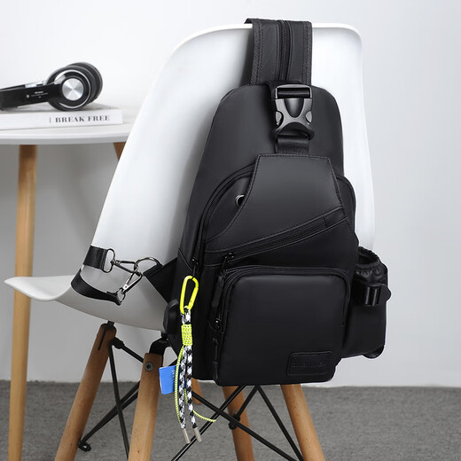 Kangaroo Men's Fashionable, Casual, Versatile and Comfortable New Large Capacity Shoulder Diagonal Water Cup Bag Outdoor Sports Chest Bag Black Single Bag