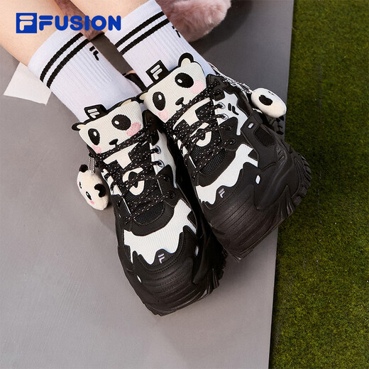 FILA FUSION Women's Shoes New Hard Candy Thick Sole Casual Dad Shoes Cat Claw Pendant Sneakers for Women Black/Milk White-BG 37.5