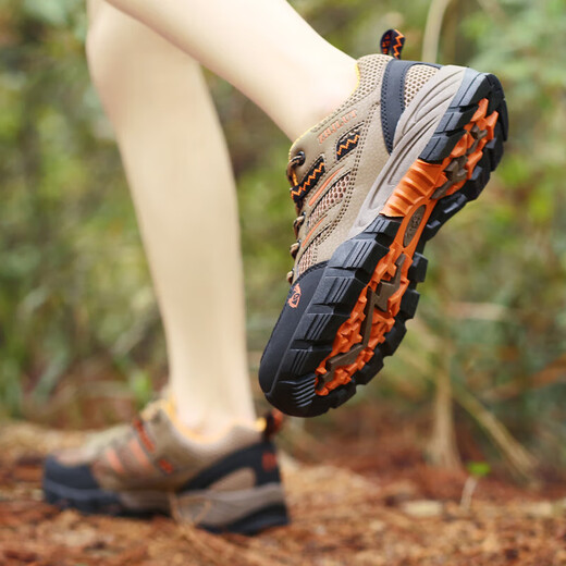 2025 Sommer im Freien im Freien, leichte atmungsaktive Wanderschuhe nicht rutschfestem Kee-resistenten Offroad-Wanderwanderungssportstiefeln 702 Brown/Männer und Frauen 36