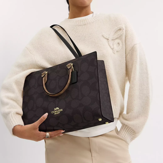 Entrenador (entrenador) Bolsa para mujeres NUEVO Modelo de 24 años Maggie Old Flower Canvas Bag Bag Crossbody Bag Crossbody Día de San Valentín Regalo Negro Cy677-IMXI8 (gran tamaño) Servicio al cliente de tamaño