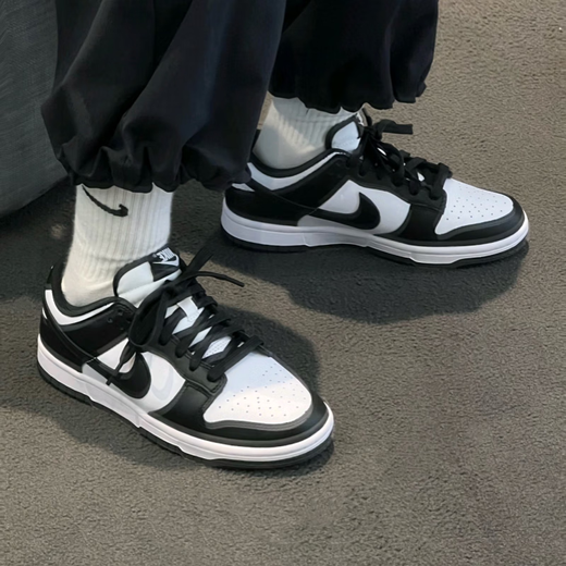 Nike (Nike) [tendencia] Zapatos de mujeres Nuevos zapatos de mesa de tablero informal de los deportes aliviables de la moda.