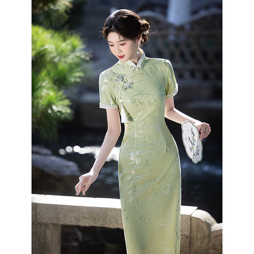 Mit dem europäischen (yiou) grünem Cheongsam -Temperament, dem neuen chinesischen Stil, der Summer College -Aufnahmeprüfung, dem jungen und kleinen Menschen 9716 Yellow Cheongsam M.