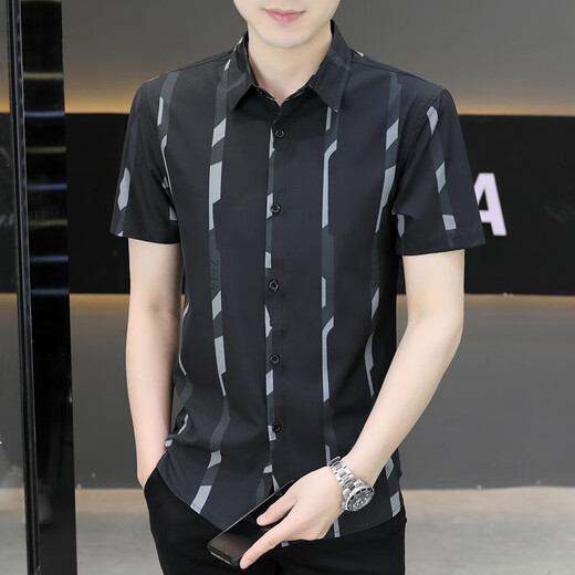 Hua Jiuqing Guangdong Piting Camisa de alta gama suelta Big Behly Men's New Style 2025 Camisa de manga corta para hombres de verano de manga corta y guapo 7027 Negro M 90-110Jin [Jin equivale a 0.5 kg]
