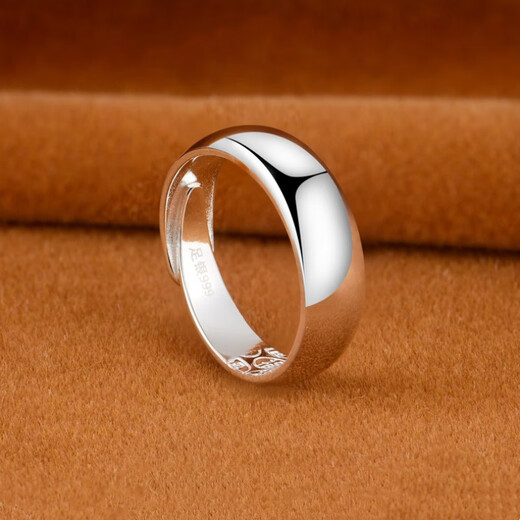Wanmu Hong Kong 9999 sterling silver ring new plain ring glossy ring is simple and versatile. Found enough silver plain ring glossy ring. First come first served. Will be removed in seconds when sold out. 9.663 grams
