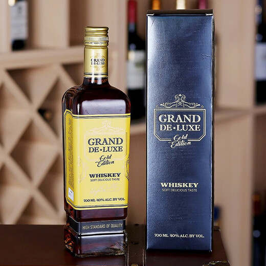 
Ogilhinn Nessia Ukrainian original bottle imported whiskey foreign wine Gotiri whiskey made of barrel spirits single pack 700ml