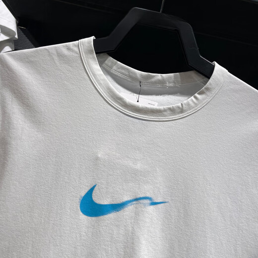 Nike (Nike) Dri-Fit Men's Sports à manches courtes et à manches courtes et décontractées T-shirt HV4882-121 HV4882-121 M.