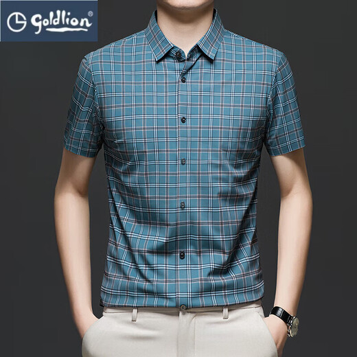 Camisa de manga corta de seda de hielo para hombres de Jinlilai para camisa de media manga transpirable versátil de mediana edad y jóvenes para la camisa de manga corta de la manga corta de los hombres.