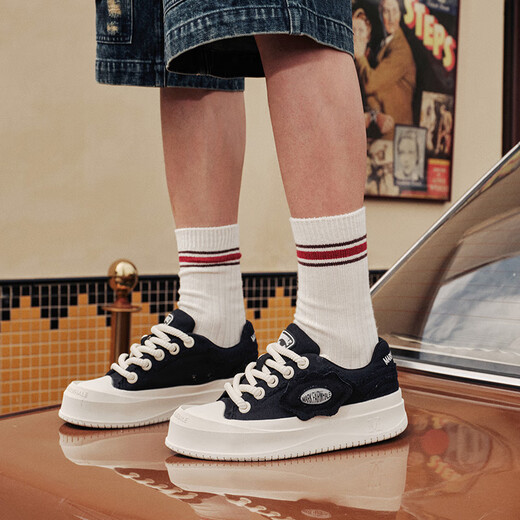 Mark Huafei men's summer men's shoes new big toe canvas shoes for men's casual sports versatile trendy thick-soled high-rise shoes black and white color 41 leather shoe size = sports size 42