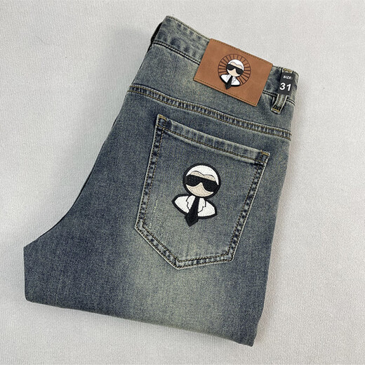 Karl Lagerfeld Karl Lagerfeld high-end French Laffer jeans spring and summer thin men's slim straight versatile trendy embroidery 983 light blue [spring and summer] thin model 33 Recommended weight 140-150 Jin [Jin equals 0.5 kg]