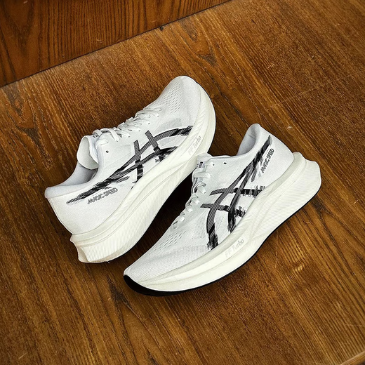 
Asics MAGICSPEED4 men and women racing carbon plate running shoes cushioning body test shoes training running shoes black 1012B677-001 spot 39