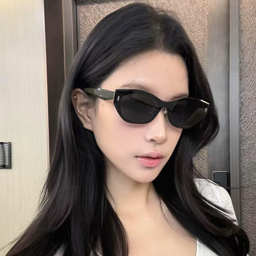 乐卡利墨镜女士太阳镜2025新款机能风连体猫眼墨镜高级感拍照好看 连体猫眼墨镜【 黑框灰片】
