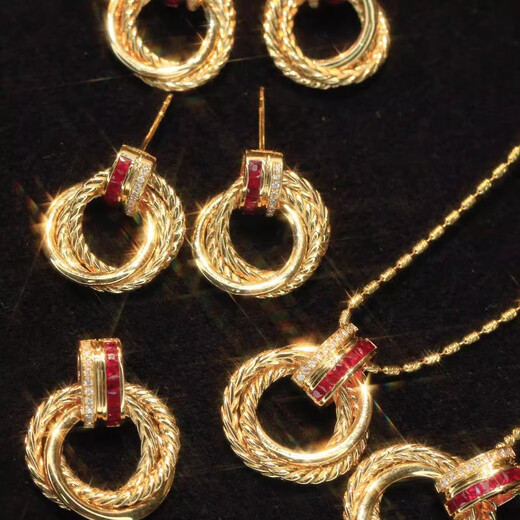 Orenchi Necklace for Women Natural Ruby 18K Gold Diamond Pendant Luxury Jewelry Wedding Anniversary Birthday Gift for Wife Ruby Three Ring Design Necklace