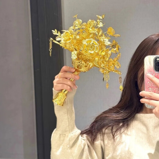 [News in summer] Bride wedding bouquet gift wedding DIY golden newlywed Xiuhe girlfriend Golden branch jade leaves (finished product + transparent and handbag)