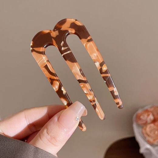 M three-tooth hairpin Chinese style high-end comb 2024 new fixed hairpin hairpin hair artifact acetic acid headdress Acetate three-tooth M hairpin-1 random color