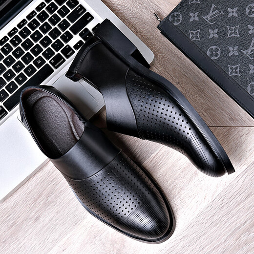 Western Camel (VANCAMEL) men's summer hole sandals breathable men's height-enhancing shoes for feet casual dad's shoes invisible inner height 6CM black single 6189 37