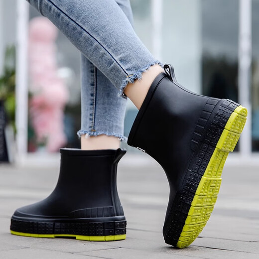 Fashionable Japanese rain boots for women wearing short tube rain boots for outdoor work waterproof and non-slip shoes rubber shoes flat sole pull-toe shoes apricot color 36
