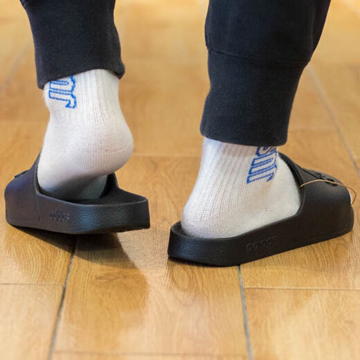 ADIDAS Adidas slippers men's shoes women's shoes summer new sports shoes casual shoes non-slip home fashion flip-flops IF7371 black 40.5