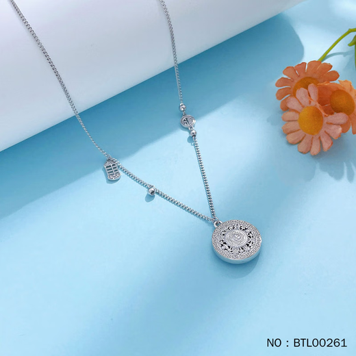 Chuxu PT950 Fu brand abacus spacer necklace hollow Fu character eight treasures compass pendant platinum set chain Valentine's Day gift platinum eight treasures compass necklace gold about 11g