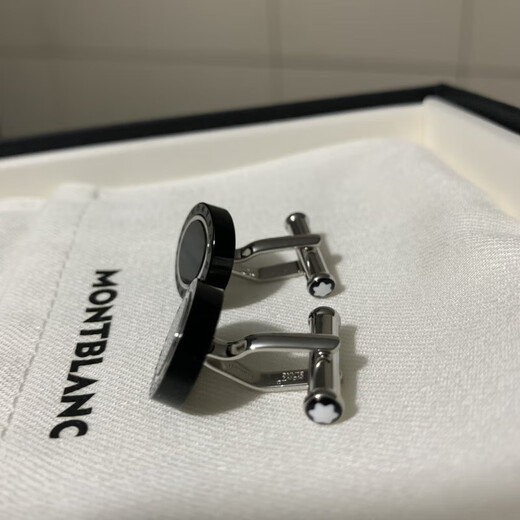 Montblanc (Montblanc) Spot Business French Men's Black Agate Formal Cuffers Officiel authentique produit rotatif rotatif noir Agate Nouveau emballage