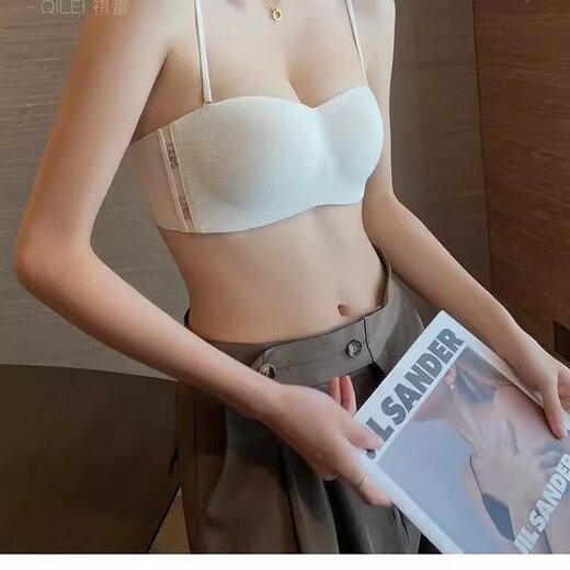 Sous-vêtements sans trace pour les femmes rassemblant les petits seins des soutiens-gorge confortables fines avec des bretelles minces sans glissement