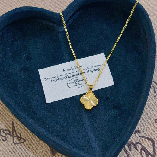 Alluvial gold 999 gold color classic high-end four-leaf clover pendant necklace women's simple flower shape versatile clavicle chain four-leaf clover necklace with exquisite gift box
