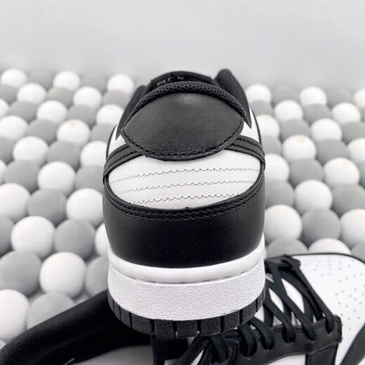Clenikeeddunk bajo blanco/negro Blanco y blanco Panda Low Top Men's Casual Sports Sports Deports DD1391-104 White Purple 46