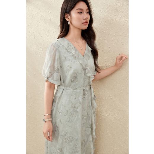 Slim Li Show [Gentle Printed Ruffle V-Ausschnitt Hellgrünes Kleid mit großer Größe Frauen fett mm Sommer neuer Stil 1349 Hellgrün 2xl