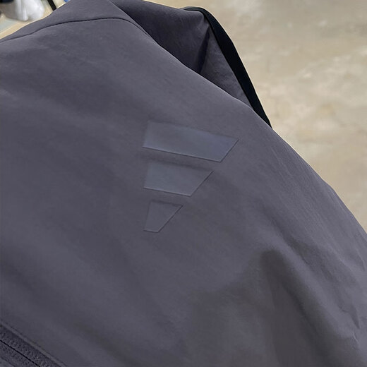 
Adidas jacket men's summer new fitness training sportswear stand collar windproof casual jacket KC3893 KC3893 S