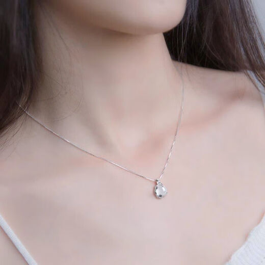 KZD Old Phoenix 999 pure silver white chalcedony plum blossom necklace female niche design ins simple clavicle chain pendant plum you can't necklace silver same style