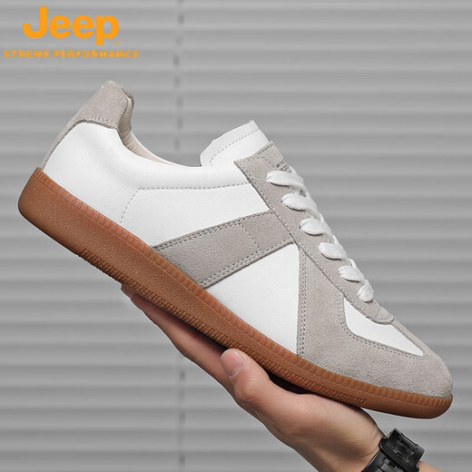 吉普（JEEP）真皮2025新款大码男鞋宽松45码透气46运动鞋47轻便48德训鞋鞋子男 白灰9715 35