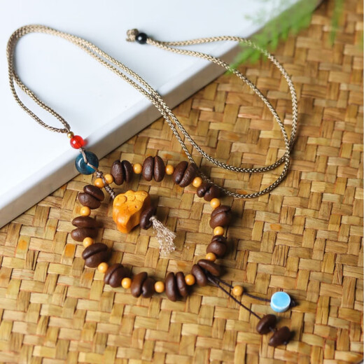 Handmade charcoal coffee bean bracelet autumn and winter hanging car hanging bag hanging blue sky white cloud pendant style men and women boutique gift coffee bean blue sky white cloud pendant style