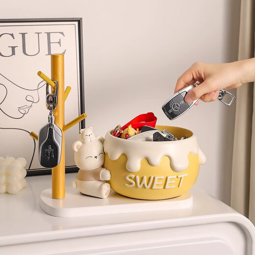 Yunya cute honeypot little bear entrance key storage ornaments entrance door living room home desktop decoration birthday gift storage ornaments white + storage rack + three-layer storage rack
