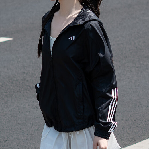 Adidas Sportset Frauen 2025 Frühling und Sommer Neue winddichte gewebte Kapuzenjacke Jacke Schnell trocken atmungsaktive Fußhosen Is8036+JZ2174 L