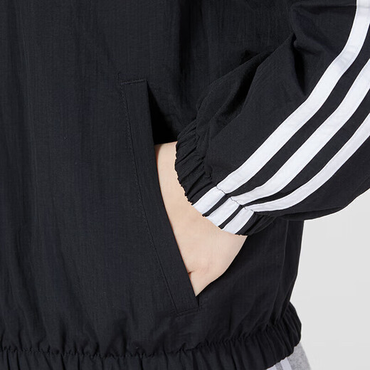 阿迪达斯（adidas）外套女 2025夏季新款运动休闲服时尚防风衣连帽开衫透气夹克上衣 梭织连帽/三条纹/黑色/偏小一码 S (160/84A)