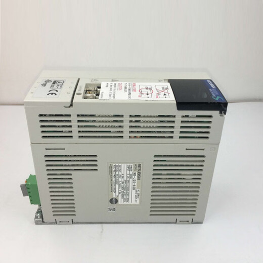 Mitsubishi (Mitsubishi) MR-J2S-Fahrer MR-J2S-40A-10A-20A-60A-70A-100A-200A-350A/B HC-SFS3523.5KW Motor