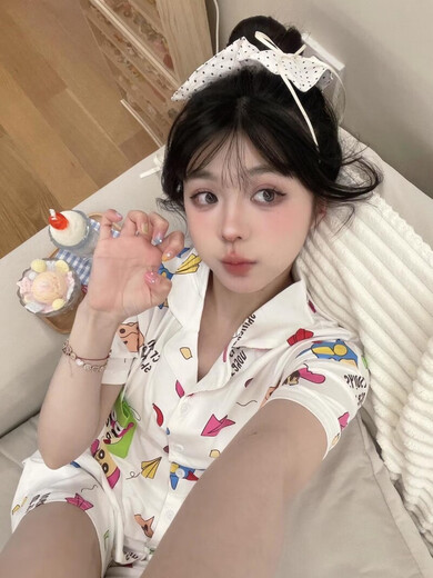 Tan Beiman Crayon Shin-Shirt Japonais Ensemble en trois pièces Crayon Shin-Shirt Fime Fime Minet Card à manches courtes Card KK-14140 Set à trois pièces à manches courtes L Size 100-120Jin [Jin est égal à 0,5 kg]