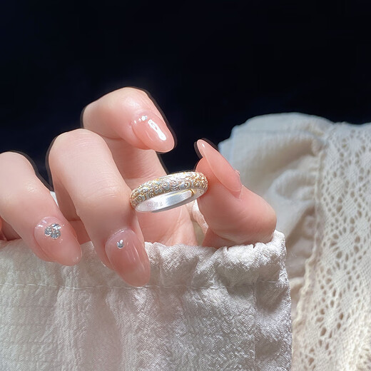 Lao Fengxiang Xiangyun 999 solid silver ring with gold markings, female element ring, national style new Chinese style wedding anniversary gift for girlfriend and wife, pure silver heart sutra scroll, gold painting ring with auspicious clouds