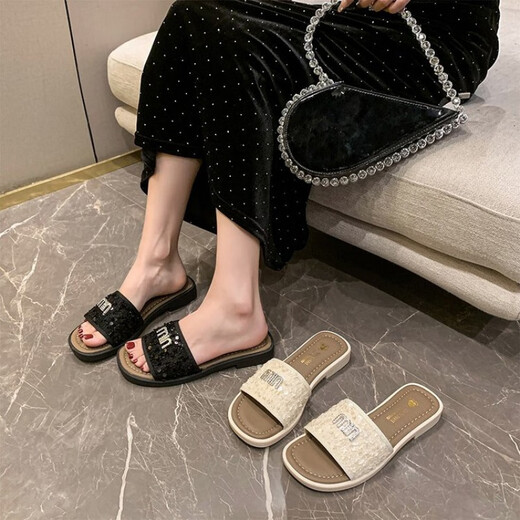 百丽踏网红平底一字拖鞋女夏季外穿2025新款法式配裙子海边沙滩凉拖 米白色 38 法式配裙子海边沙滩凉拖