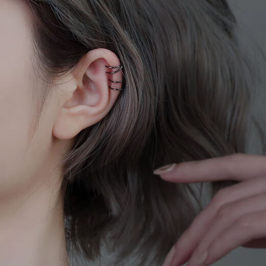 Double-layer earrings for women without pierced ears, elegant lines, cross ear clips, fashionable and simple autumn and winter earrings, silver