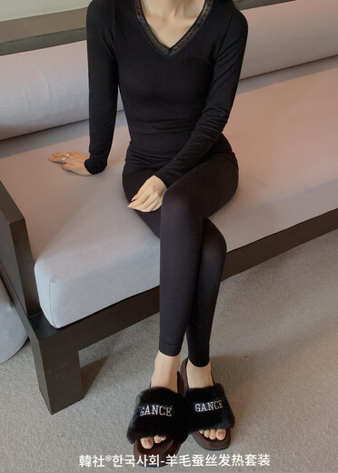 Dannanwei Hanshe 9889 wool silk heating set V-neck lace high waist lifting hip slim fit autumn and winter base thermal underwear light green: 80-140Jin [Jin equals 0.5 kg] All size