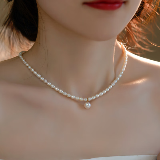 COULN KIN Freshwater Pearl Necklace Young Women Fashion Light Luxurious New Pendant Birthday Valentine's Day Gift for Girlfriend Simple Freshwater Pearl Necklace