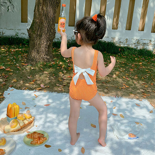 
Snoopy Children's Integrated Swimsuit Set 2025 Summer Baby Girl Cute Bikini Triangle Swimsuit Two-Piece Set Trendy Swimsuit + Hat 90 (Suggested height 80-90cm)